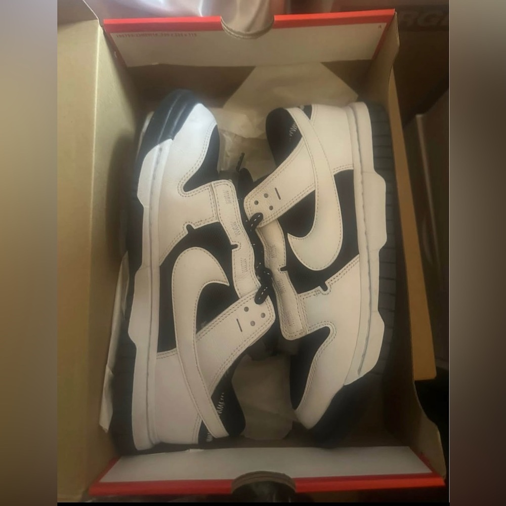 Nike Air Dunk Jumbo Reverse Panda Black/White Size 9